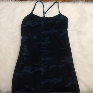 Lululemon Blue Camo tank EUC sz 8
